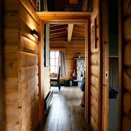Charming And Cozy Timber In Sirdal